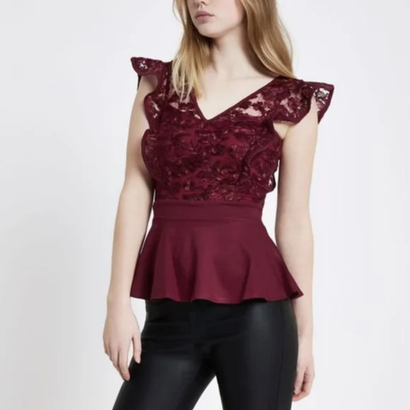 Stunning River Island Burgandy Lace Peplum Top - Picture 1 of 6